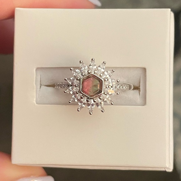 Sterling silver - Picture 1 of 1